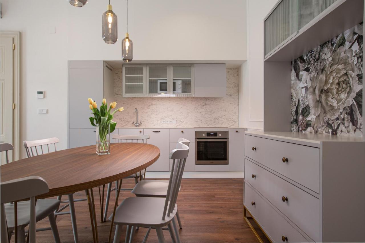 Orea Place Seno Prague Ngoại thất bức ảnh